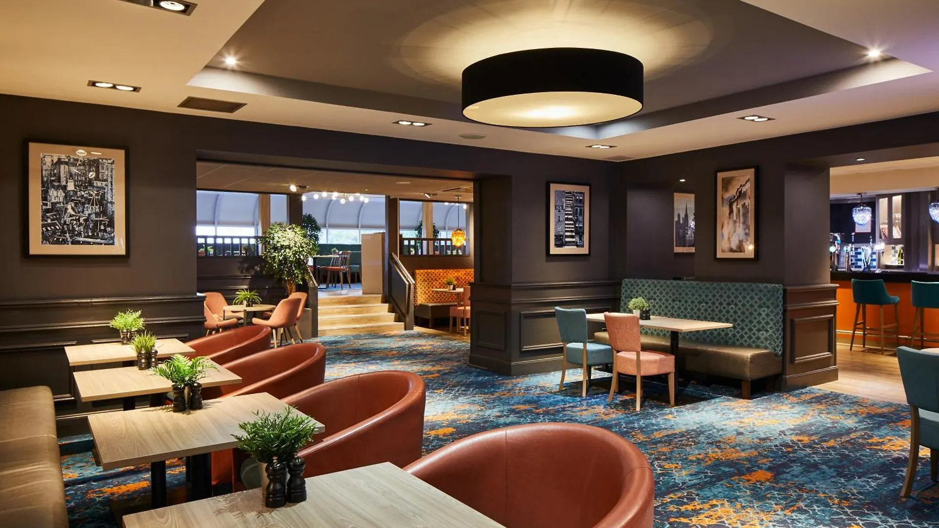 Leonardo Edinburgh Murrayfield 4*,  United Kingdom